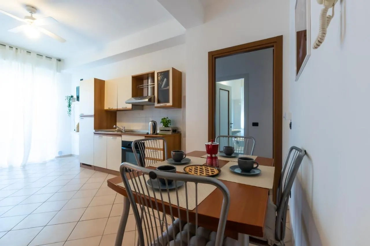 Marialuisa'S Home - Le Rive Del Lago Desenzano del Garda Apartment