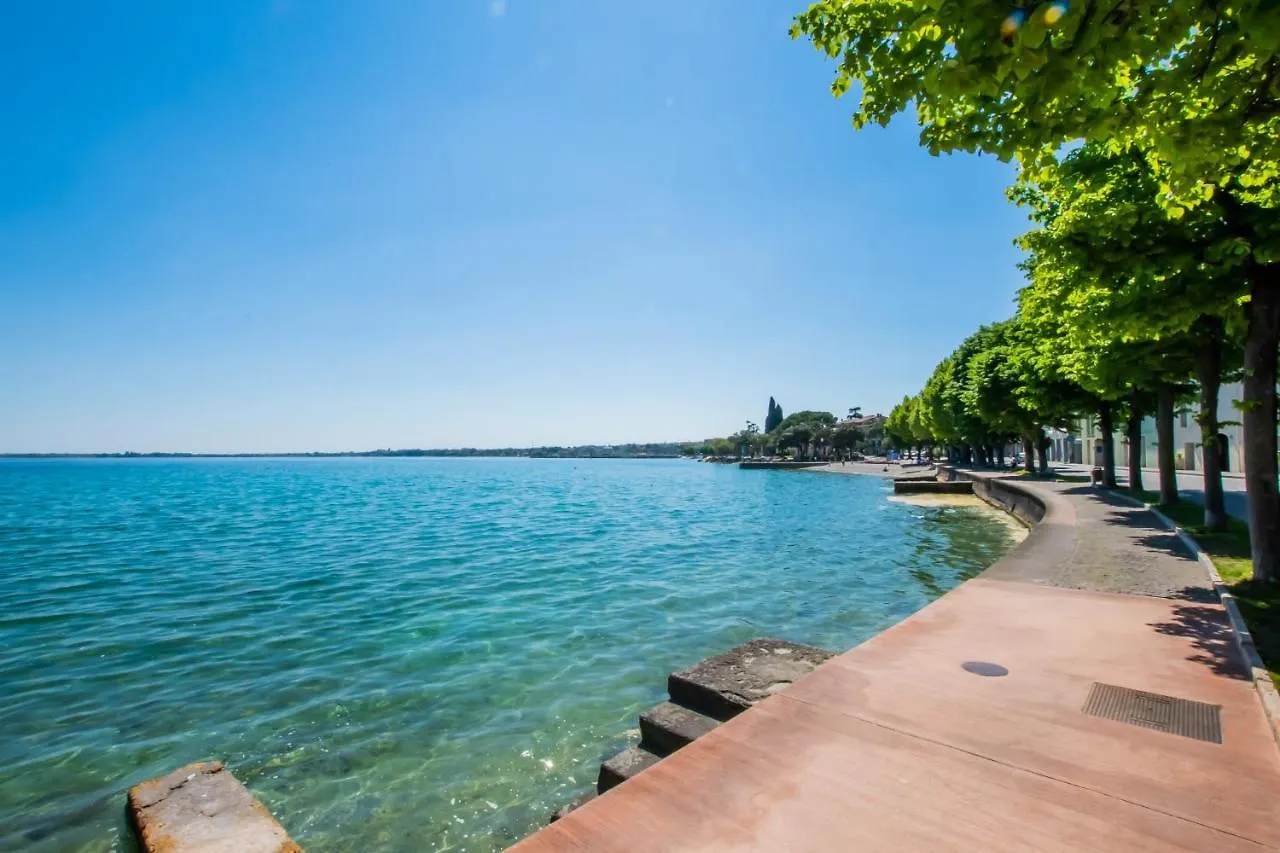 Marialuisa'S Home - Le Rive Del Lago Desenzano del Garda