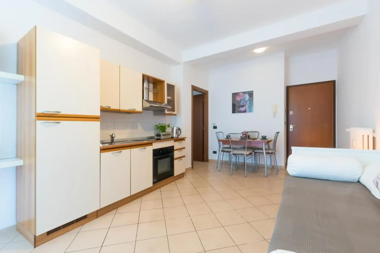 Marialuisa'S Home - Le Rive Del Lago Desenzano del Garda