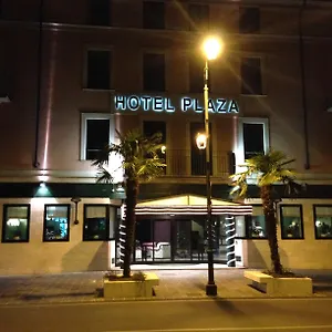 Отель Plaza, Дезенцано-дель-Гарда
