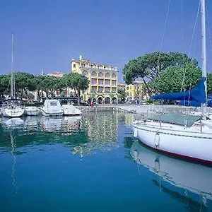 Отель Vittorio, Дезенцано-дель-Гарда